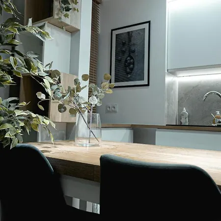 Central West View Apartment *