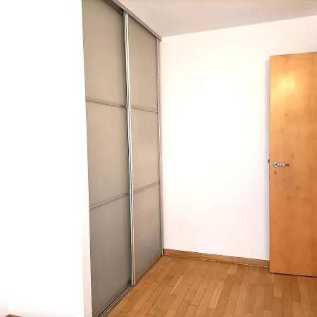 아파트 Trebacka 바르샤바