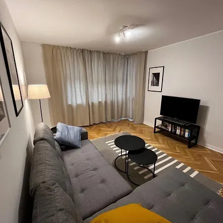 Ohmyhome - Platynowa Apartament