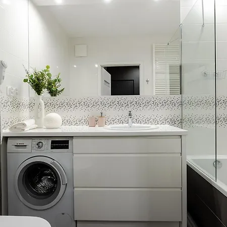 Apartamento Wola Kasprzaka - Wifi + Smart Tv