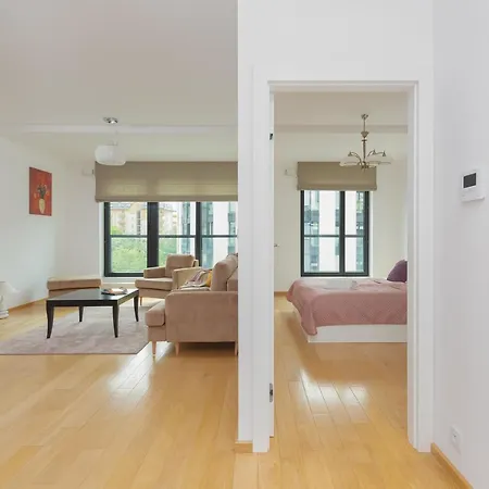 Dzielna Wola By Renters Apartment Warsaw
