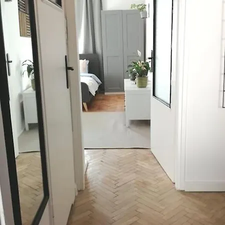 Apartment Klimatyczne Mieszkanie W Doskonalej Lokalizacji
