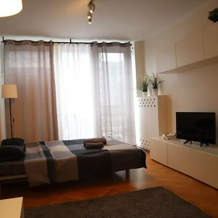 Samand * Warsaw