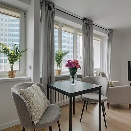 Urban Oasis Private With Palace Of Culture View * Warsaw
