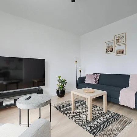 Urban Oasis Private With Palace Of Culture View Apartment Warsaw