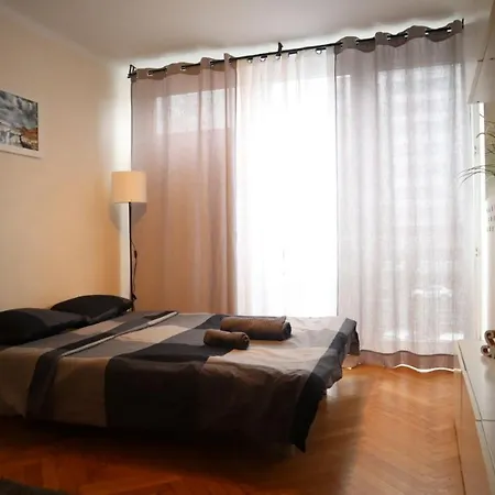 Samand Apartment Warsaw