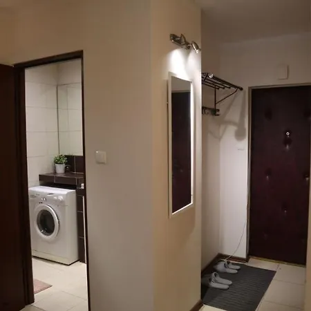 Samand Apartment *