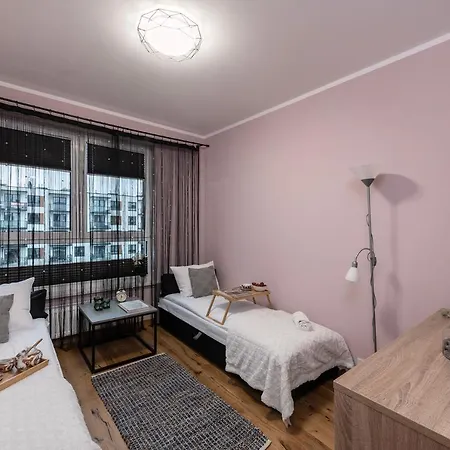 Shortstaypoland Pluznicka Διαμέρισμα