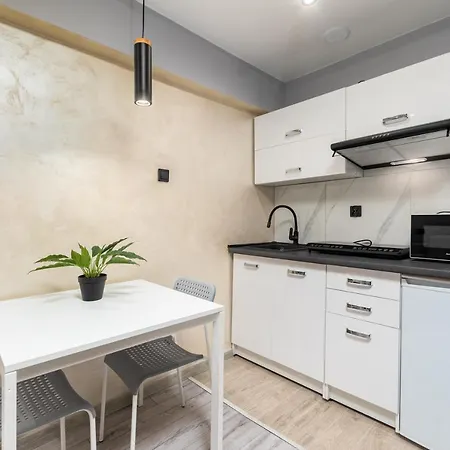 Czerniakowska 40 By Homeprime Lägenhet *