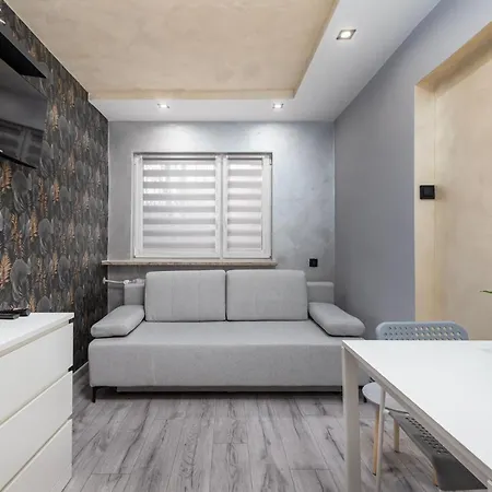 Czerniakowska 40 By Homeprime Lägenhet