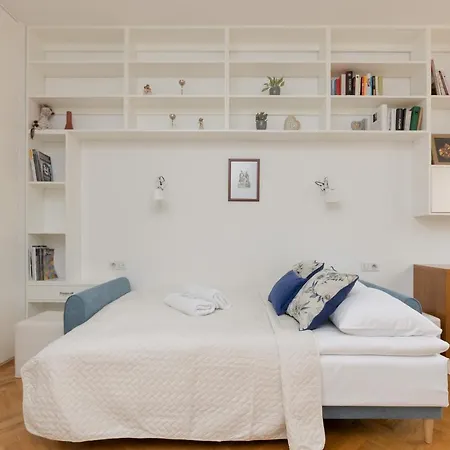 Koszykowa Sunny By Renters Apartamento Varsovia