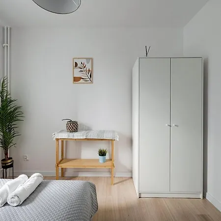 Urban Oasis Private With Palace Of Culture View Apartment *