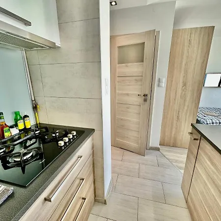 Neon 2 - Fast Wifi 70'tv Netflix Hbo Max Appletv+ * Warszawa