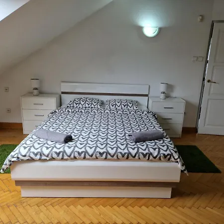 Privatunterkunft Wood Stara Ochota