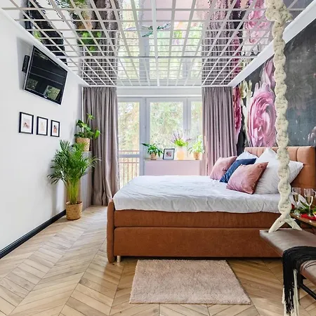Apartament Secret Garden *