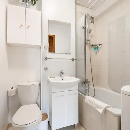 Apartment Park Mirowski Standard Warsaw