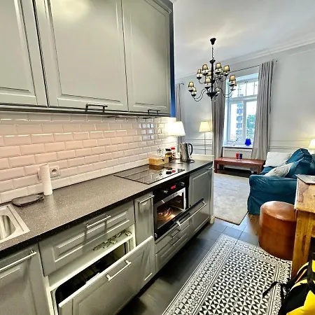 Decor Metro Wifi 300 Mbs 65tv Netflix Hbo Apartament