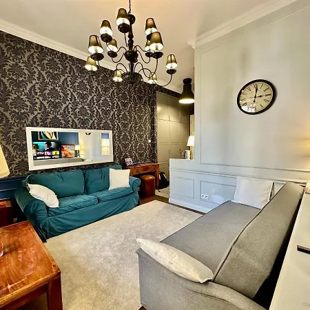 Decor Metro Wifi 300 Mbs 65tv Netflix Hbo Warszawa