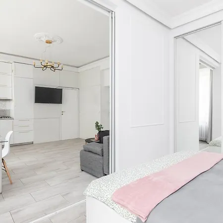 Апартаменты Superapart Chmielna 73a, Center Варшава