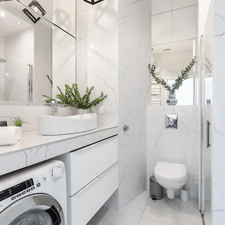 Апартаменты Superapart Chmielna 73a, Center *