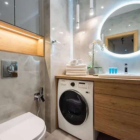 Apartament Wola Skwer Happy