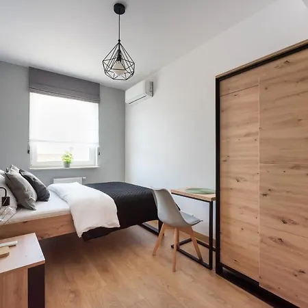 Apartament Wola Skwer Happy *