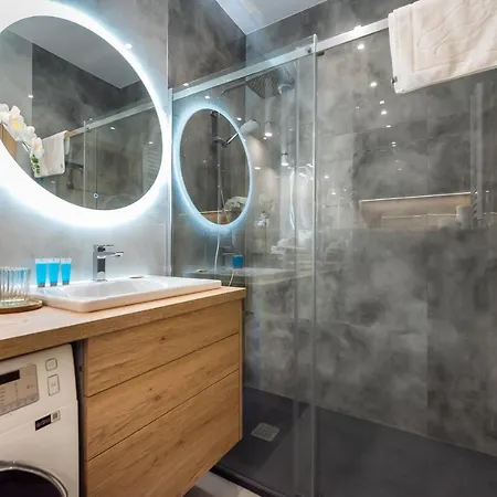 Wola Skwer Happy Apartament