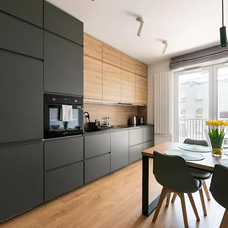 Wola Skwer Happy Apartament *