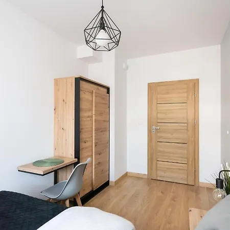 Apartament Wola Skwer Happy *