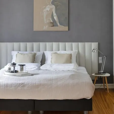 Apartment Chmielna Center With Bath Warsaw