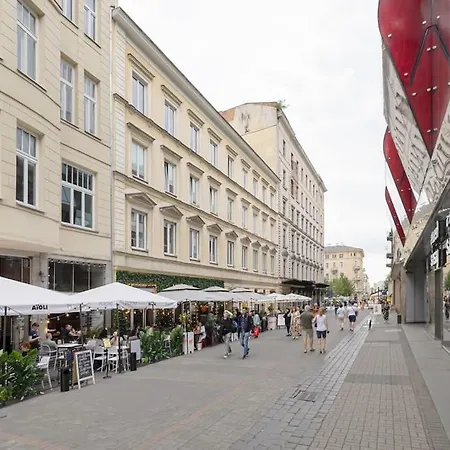 Chmielna Center With Bath Apartment *