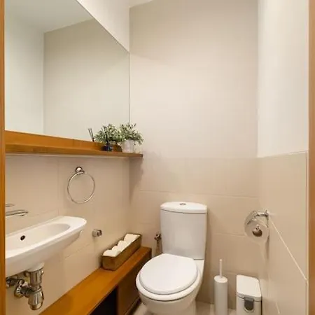 Chmielna Center With Bath Apartment