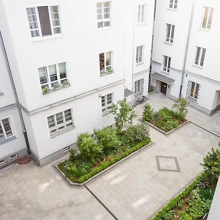 Regem Center Apartment *