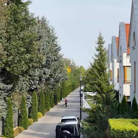 Apartament D-4 *