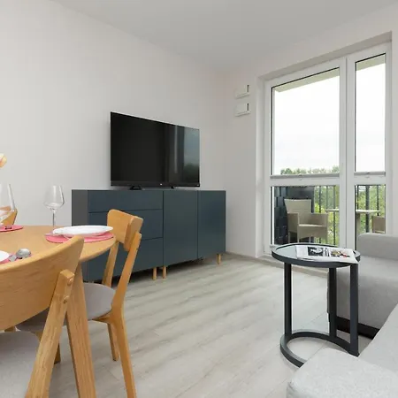 Apartament Urban Wings - Airport With Parking & Balcony By Renters Warszawa