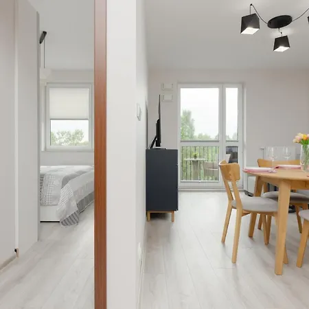 Urban Wings - Airport With Parking & Balcony By Renters * Warszawa