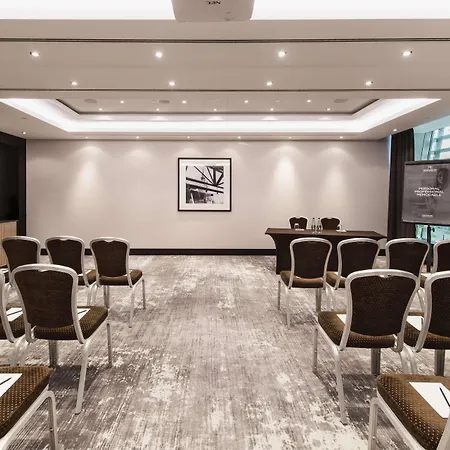 Radisson Collection Hotel, Отель 5*