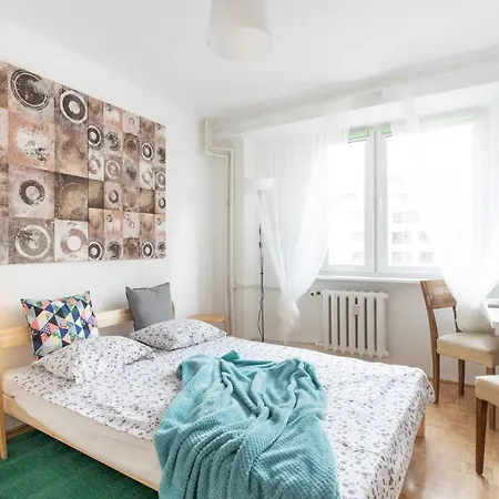 Room, Inflancka 19 * Warszawa
