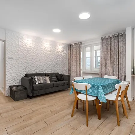 Emilii Plater 47 By Homeprime * Varsovia