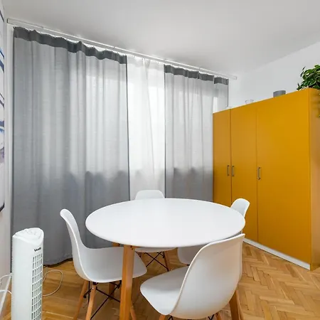 Apartment Dyminska 6 By Homeprime