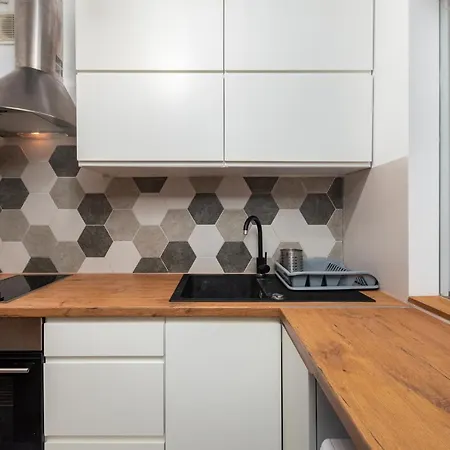 Apartment Dyminska 6 By Homeprime Warsaw