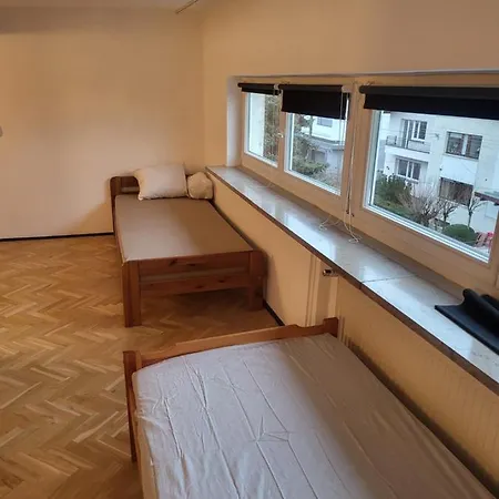 Rooms4rest Cisowa - Private For Tourists - Atr Consulting Sp, Z O,o, Ostello *