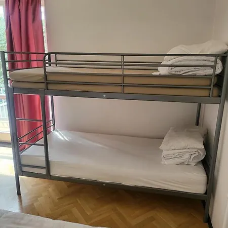 Rooms4rest Cisowa - Private For Tourists - Atr Consulting Sp, Z O,o, Ostello Varsavia