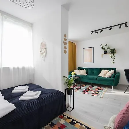 Apartment Specious Center With Park View Warsaw