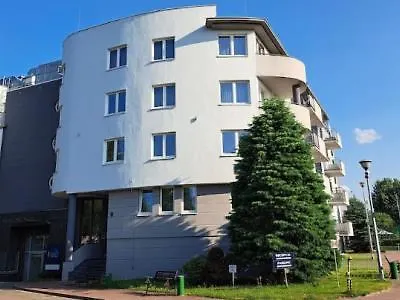 Poleczki Airport Otel Varşova