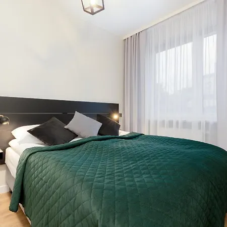 Appartement Spacious In With Balcony And Parking By Renters