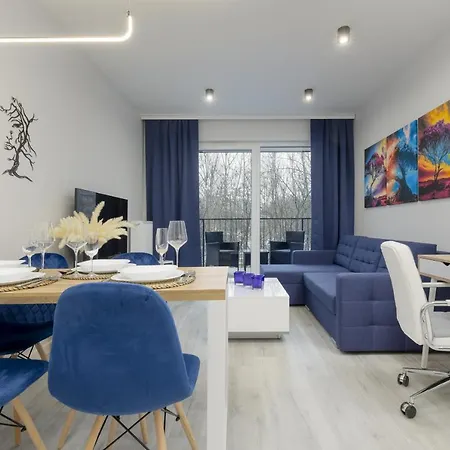 Dark Blue And Grey With Pastel Bedroom In By Renters ワルシャワ