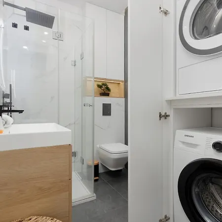 Loft With Parking In By Renters Apartment