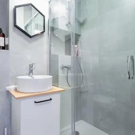Comfy Place In The Heart Of Warsaw. Biz&travel. Appartamento *