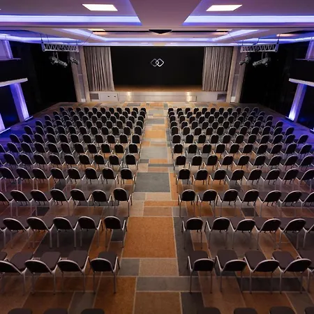 Sofitel Victoria